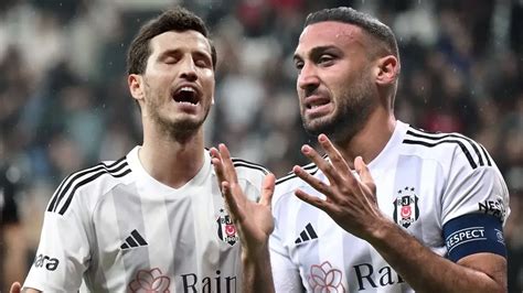 Cenk Tosun နှင့် Salih Uçan သည် Beşiktaşတွင်နေမည်လား။